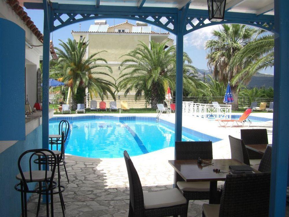 Zeus Hotel Iréo Kültér fotó
