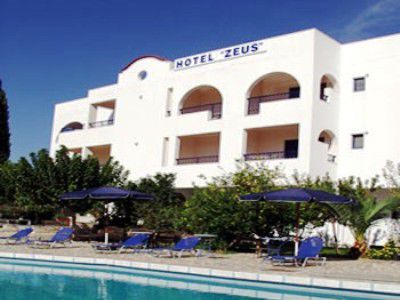 Zeus Hotel Iréo Kültér fotó